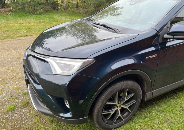 Toyota RAV4 cena 87000 przebieg: 159134, rok produkcji 2017 z Szczytno małe 29